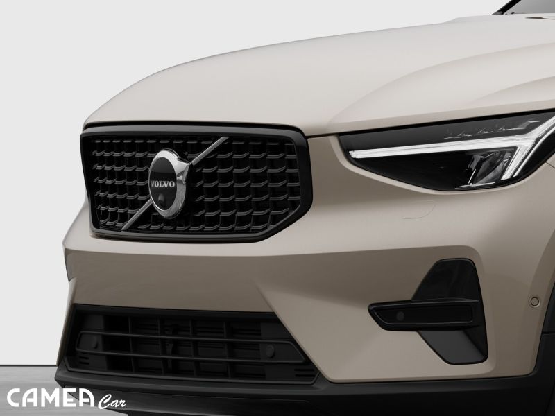 VOLVO XC40 B3 FWD 120kW Mild hybrid/PLUS Dark
