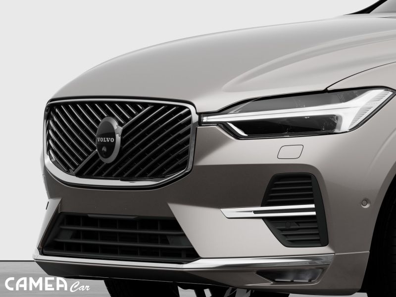 VOLVO XC60 B5 AWD MILD/HYBRID PLUS/BRIGHT