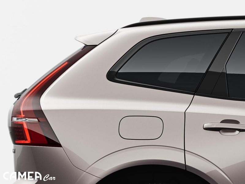 VOLVO XC60 B5 AWD MILD/HYBRID benzín PLUS/DARK PRIPRAVUJEME