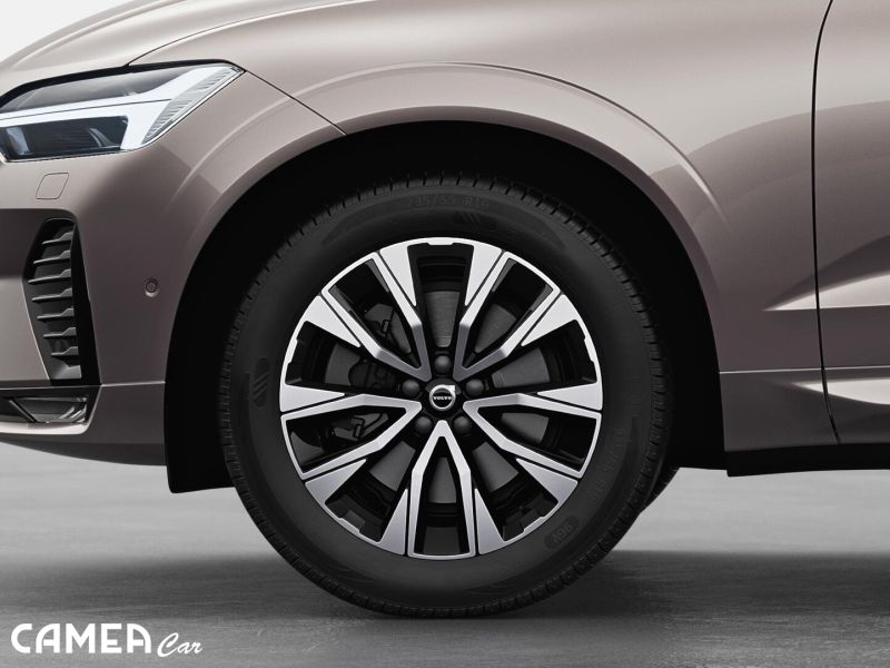 VOLVO XC60 B5 AWD MILD/HYBRID benzín PLUS/DARK PRIPRAVUJEME