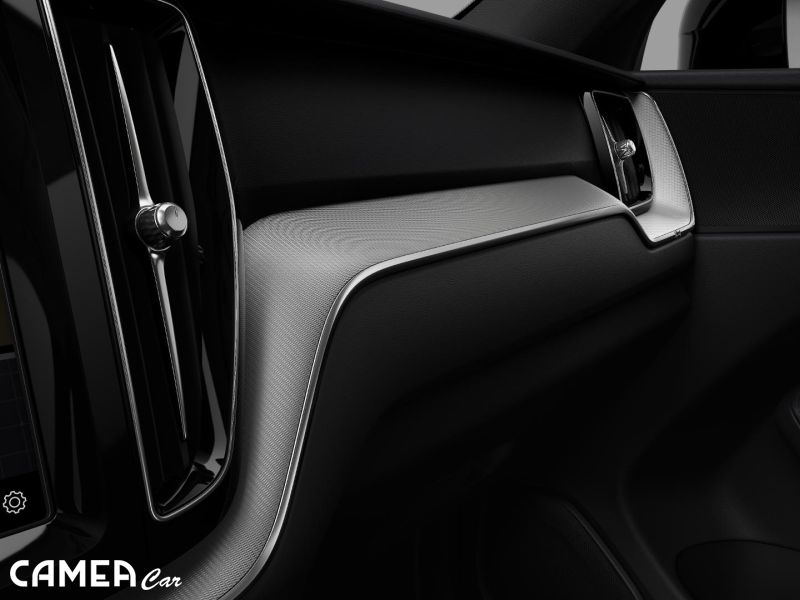 VOLVO XC60 B5 AWD MILD/HYBRID benzín PLUS/DARK PRIPRAVUJEME