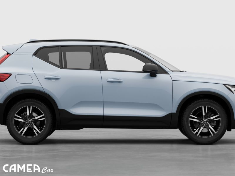 VOLVO XC40 B3 FWD 120kW PLUS/DARK AT7
