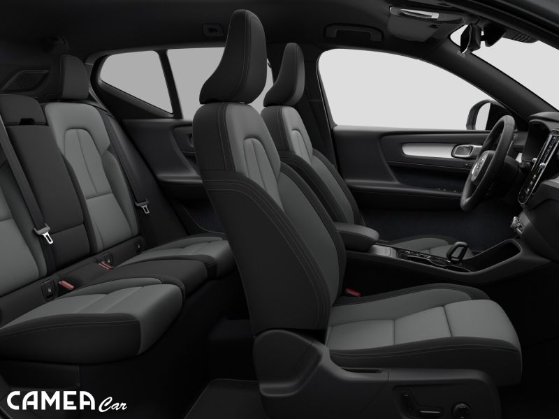 VOLVO XC40 B3 FWD 120kW PLUS/DARK AT7
