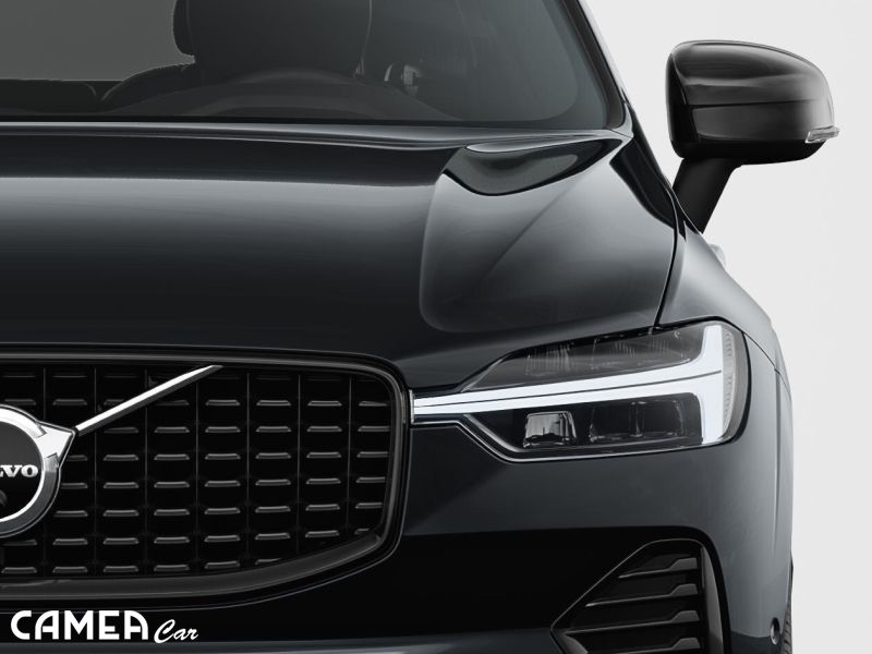 VOLVO XC60 B5 AWD MILD/HYBRID benzín PLUS/DARK + Ťažné  PRIPRAVUJEME