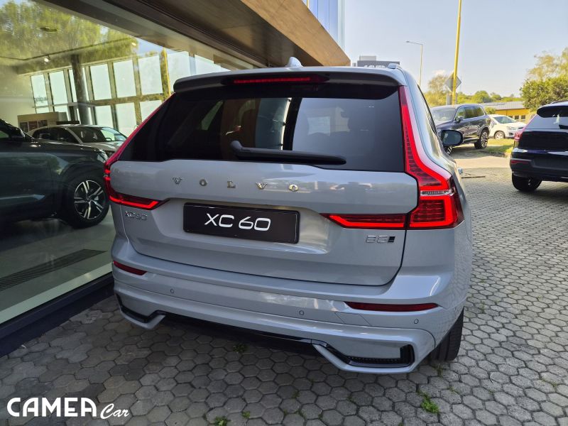 VOLVO XC60 B5 AWD PLUS/DARK Mild Hybrid v záruke