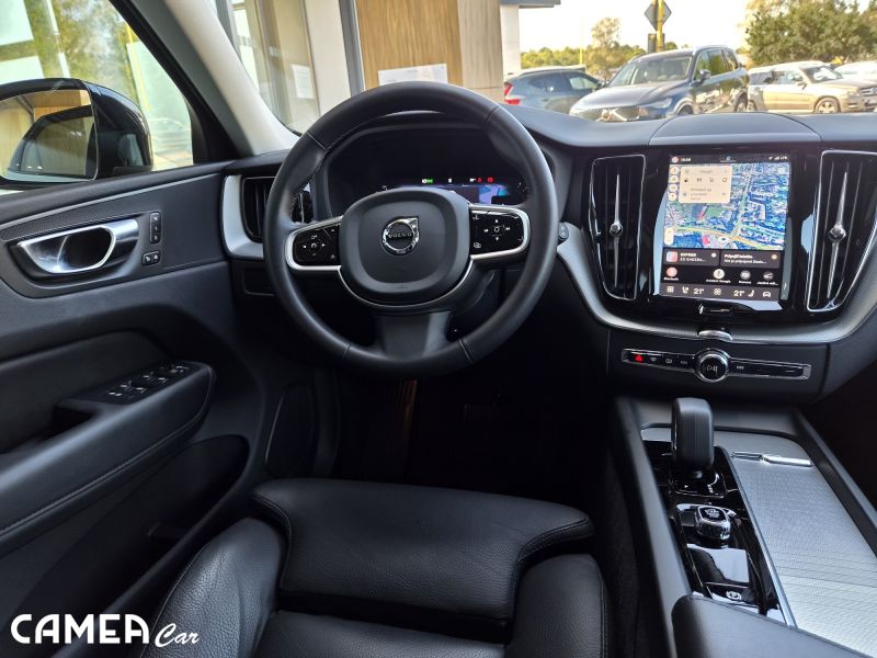 VOLVO XC60 B5 AWD PLUS/DARK Mild Hybrid v záruke